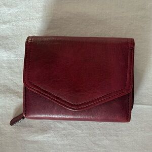 APOSTROPHE Leather Burgundy/ Plum Wallet 3.7”x4.5”